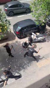 las-imagenes-de-una-violenta-intervencion-policial-en-valencia-desatan-la-polemica-en-redes