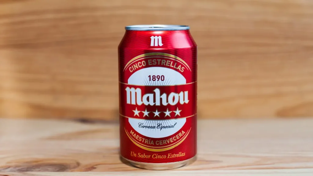mahou-vuelve-a-llevarse-la-corona-como-la-cerveza-favorita-de-los-espanoles