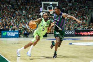 el-unicaja-funde-al-barcelona-y-se-cita-con-el-real-madrid