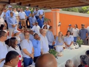 perremeistas-se-lanzan-en-campana-con-carolina-mejia