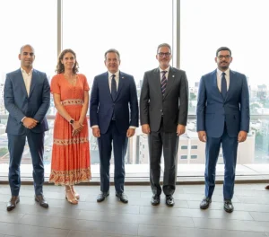 rd-fortalece-compromiso-con-gestion-de-los-residuos-plasticos-durante-visita-del-foro-economico-mundial