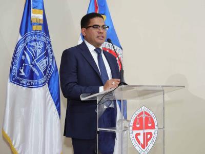 enoe-dominguez-pone-en-circulacion-una-guia-para-emprendedores