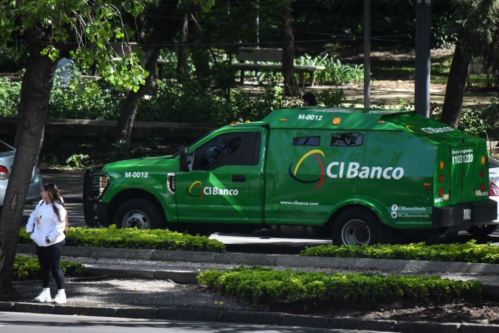 el-regulador-bancario-mexicano-multa-con-185-millones-de-pesos-a-cibanco,-intercam-y-vector