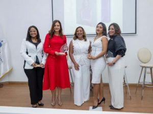 irene-morillo-pone-en-circulacion-su-primer-libro