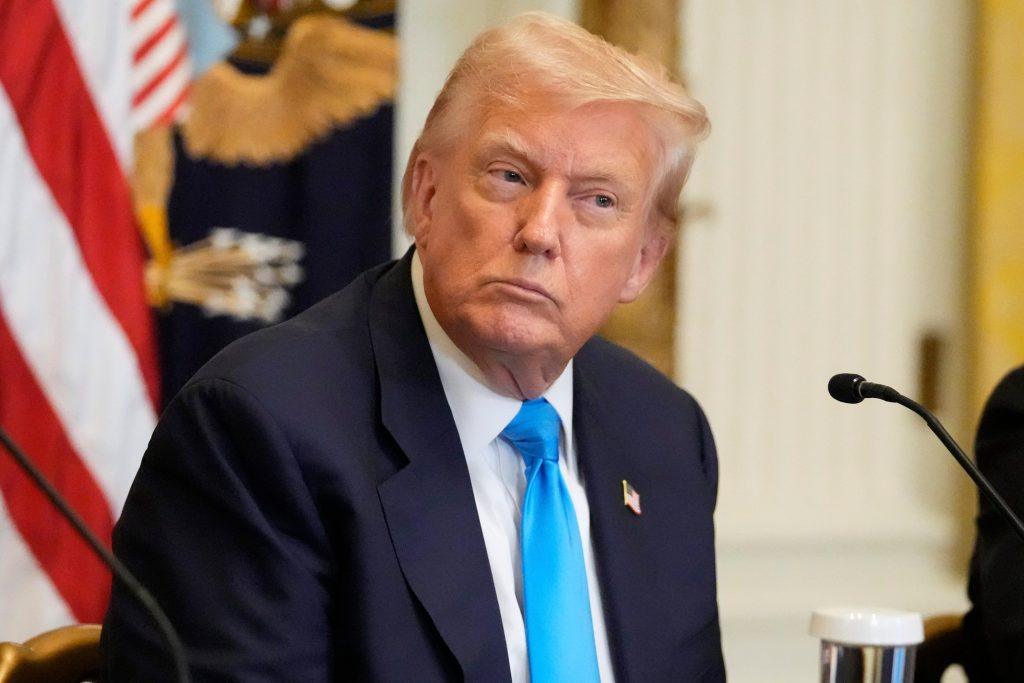trump-anuncia-un-acuerdo-comercial-por-el-que-corea-del-sur-pagara-aranceles-del-15%