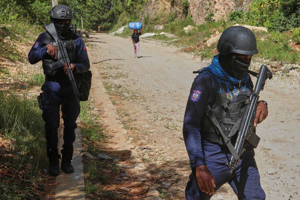 bandas-criminales-atacan-un-orfanato-y-secuestran-a-nueve-personas-en-haiti