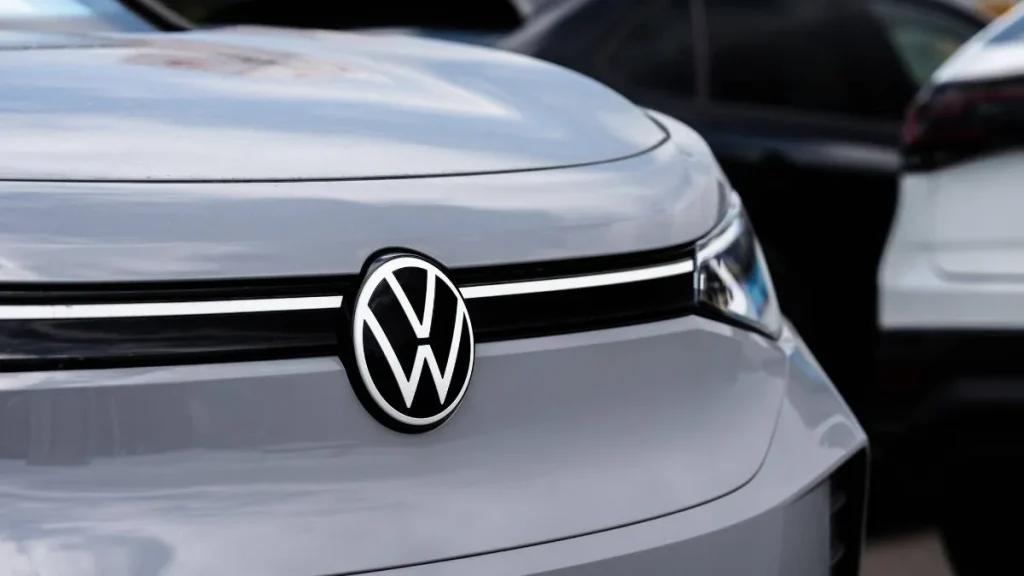 volkswagen-lanza-una-suscripcion:-solo-quienes-la-paguen-podran-utilizar-todo-el-potencial-de-sus-coches