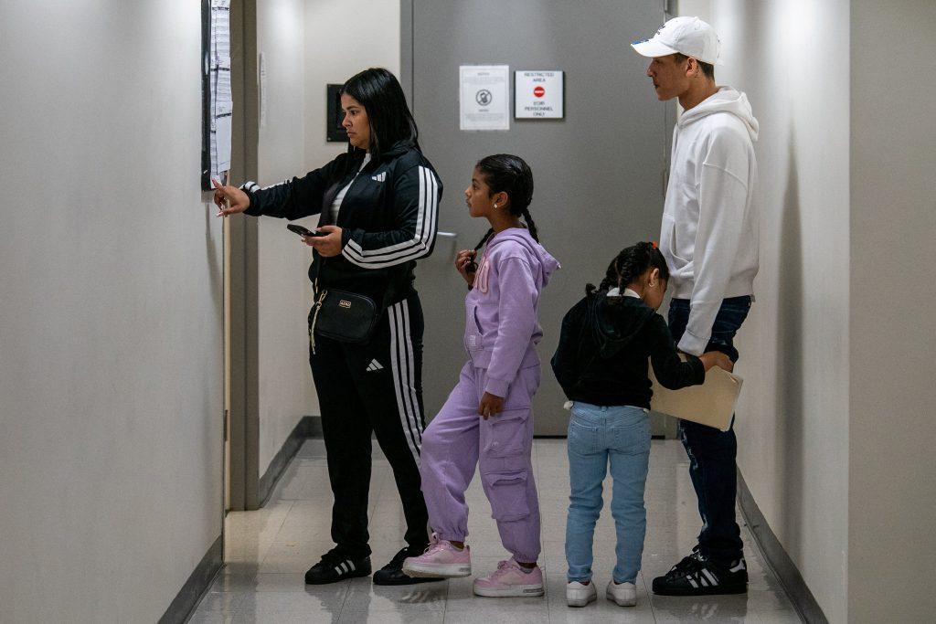 un-tribunal-de-apelaciones-permite-que-trump-acabe-con-el-‘parole’-humanitario-de-mas-de-400.000-migrantes