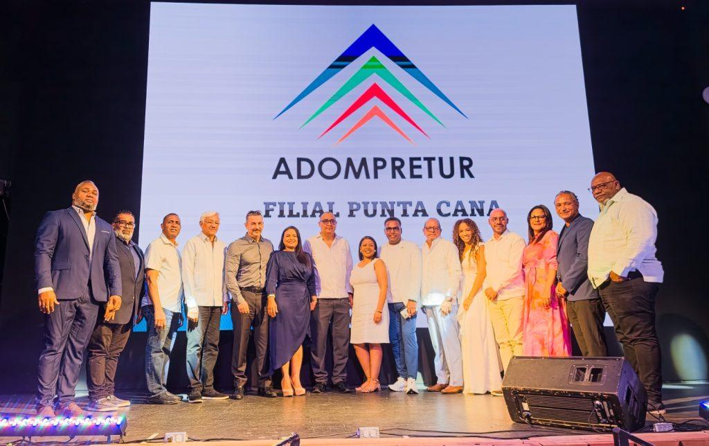 Adompretur Punta Cana renueva su directiva y apuesta por un periodismo turístico ético y comprometido