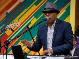 concierto-de-ramon-orlando-y-comedia-toc-toc-en-el-malecon