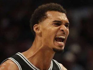 spurs-mandan-en-texas-y-los-celtics-pisan-el-acelerador