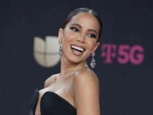 anitta-anuncia-el-lanzamiento-de-su-octavo-disco