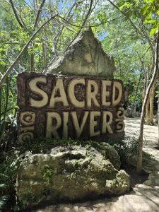 sacred-river,-rio-subterraneo-que-redefine-la-experiencia-turistica-en-bavaro-adventure-park