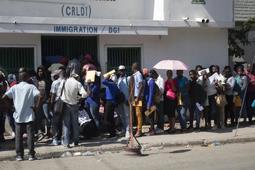 haitianos-aprovechan-via-para-inmigrantes-en-eeuu.
