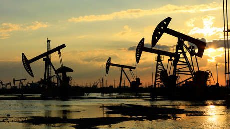 el-precio-del-petroleo-podria-dispararse-por-encima-de-los-100-dolares-este-ano,-pronostica-goldman-sachs