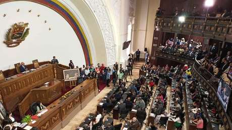 maduro-presenta-la-memoria-y-cuenta-del-2022-ante-el-parlamento-venezolano
