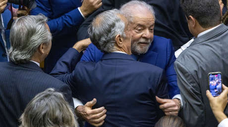 Lula busca ampliar el apoyo del Congreso recurriendo a legisladores de la oposición y a enmiendas