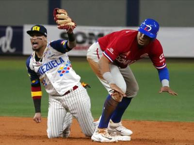 Venezuela dejó en el terreno a Dominicana en la Serie del Caribe