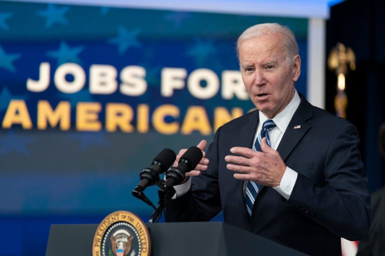 americans-not-feeling-impact-of-biden-agenda,-post-abc-poll-finds