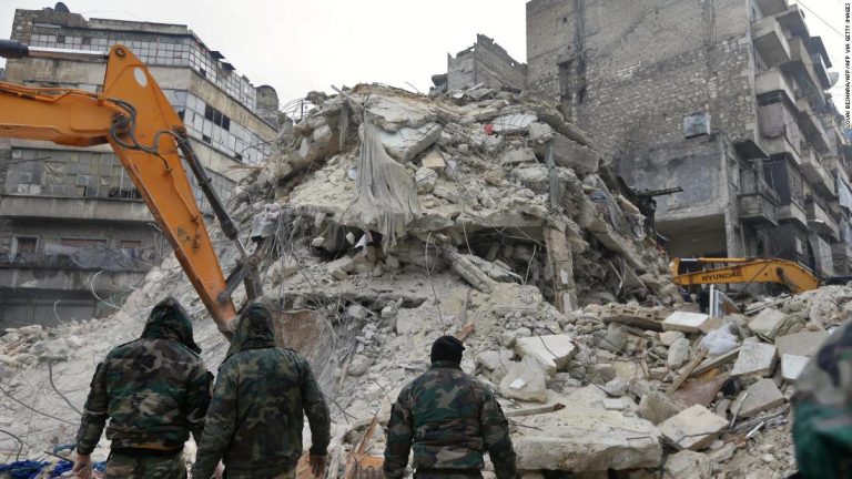 live-updates:-earthquake-in-turkey-and-syria-leaves-thousands-dead