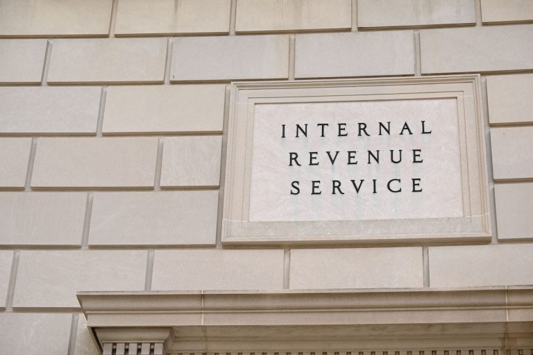 don’t-file-your-taxes-yet,-irs-says-amid-confusion-over-state-benefits