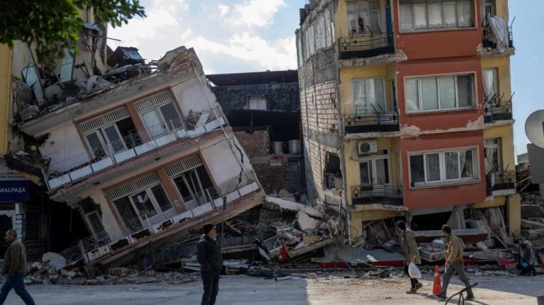 resumen-del-terremoto-en-turquia-y-siria-del-12-de-febrero-de-2023:-mas-de-34.000-muertos-y-decenas-de-miles-de-heridos