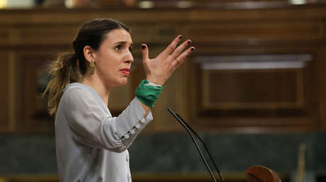 La ministra de Igualdad de España habla de «hijes» y genera polémica en el Congreso (VIDEO)
