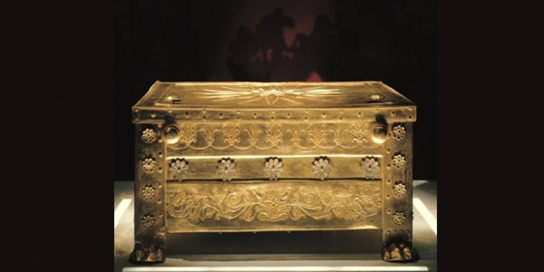 En el interior de la tumba real del padre de Alejandro Magno