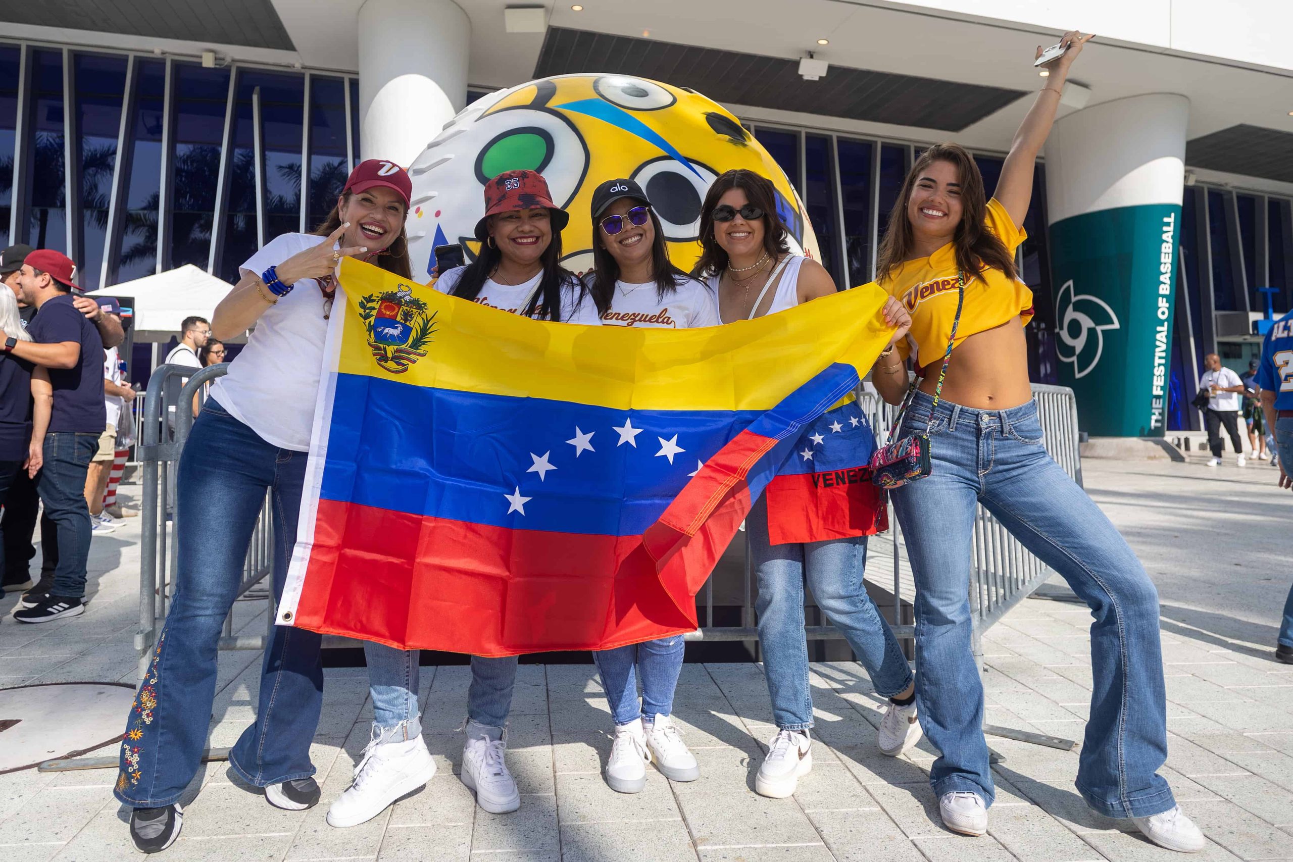 en-fotos:-estados-unidos-elimino-a-venezuela-en-festival-de-batazos