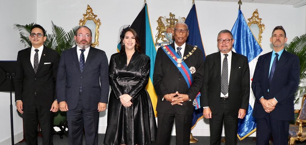 republica-dominicana-designando-primera-embajadora-en-bahamas