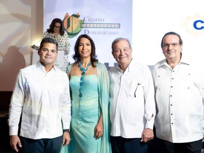 cigarro-dominicano-celebra-aniversario-con-fotro-empresarial-“generaciones-tabacaleras”