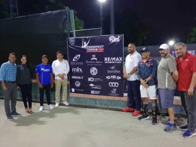 florentino-y-barrios-avanzan-en-prospect-tennis-open-2023