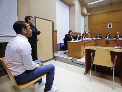 comienza-el-juicio-del-brasileno-dani-alves-por-agresion-sexual-tras-un-ano-en-prision-en-espana