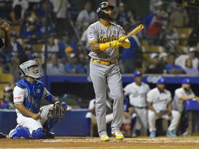 las-aguilas-frenaron-al-licey-y-siguen-empatadas-en-el-cuarto