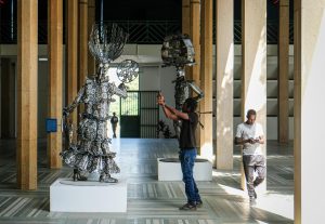 la-bienal-de-dakar-ejerce-de-trampolin-para-creadores-africanos-con-escaso-acceso-a-los-circuitos-internacionales