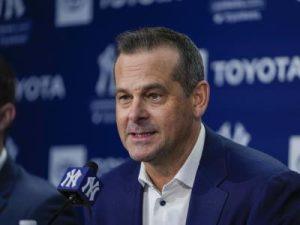 mlb:-los-yankees-y-el-manager-aaron-boone-acuerdan-renovacion