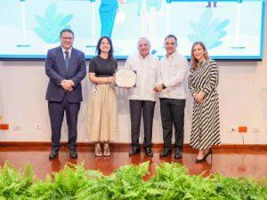 delta-comercial-recibe-reconocimiento-de-la-dga