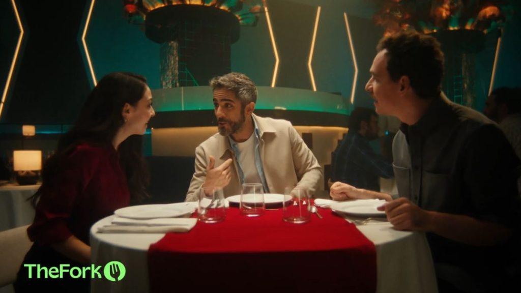 roberto-leal-encuentra-«la-mesa-perfecta»-en-la-nueva-campana-de-thefork