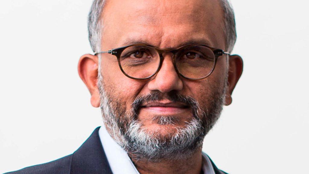 cannes-lions-distingue-a-shantanu-narayen-(adobe)-con-el-titulo-de-«creative-champion-of-the-year»
