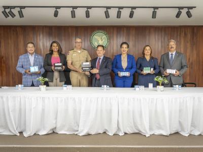 sanar-una-nacion-realiza-entrega-equipos-para-biopsias-prostaticas