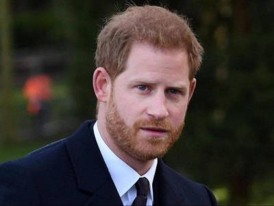 principe-harry-sopeso-cambiarse-el-apellido