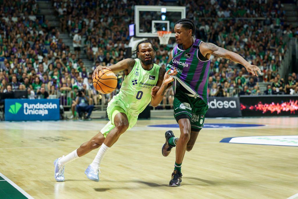 el-unicaja-funde-al-barcelona-y-se-cita-con-el-real-madrid