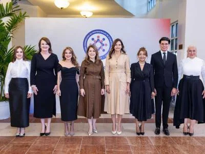 juramentan-directiva-de-adopep