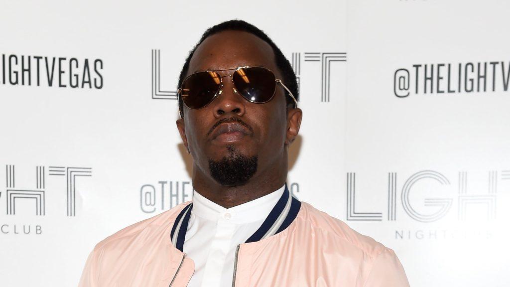 el-jurado-del-juicio-de-sean-combs-llega-a-un-veredicto-en-cuatro-de-sus cinco delitos,-pero-el-juez-les-pide-que-continuen deliberando