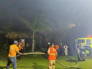sofocan-incendio-en-villas-calenton-de-cap-cana-fue-sofocado-sin-dejar-heridos-ni-victimas-fatales