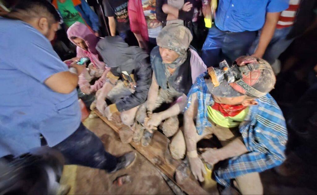 rescatan-con-vida-en-nicaragua-a-cuatro-mineros-tras-pasar-atrapados-por-12-horas