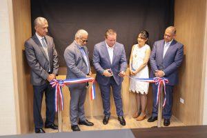 jac-inaugura-galeria-en-homenaje-a-sus-pasados-presidentes