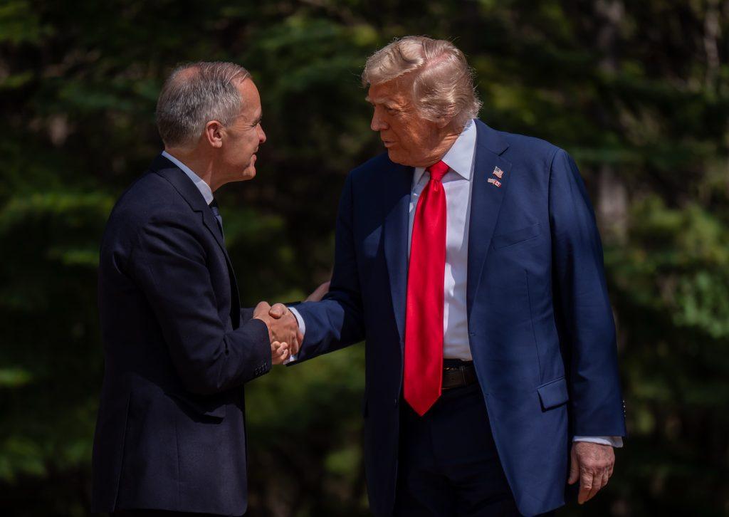 trump-declara-la-guerra-comercial-a-canada-con-un-arancel-del-35%