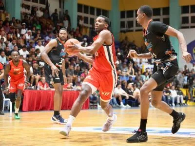 lnb:-titanes-y-leones-dan-apertura-a-las-semifinales