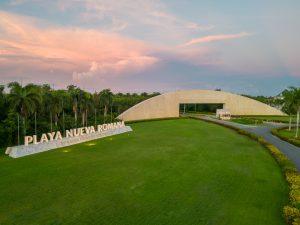 playa-nueva-romana-despliega-su-mejor-oferta-deportiva-y-social-este-verano